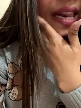 Cute-Sakhi live sex cam