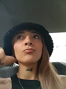 Dani-peggin's cam snapshot