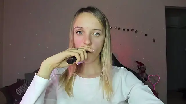 RouseReed's cam snapshot