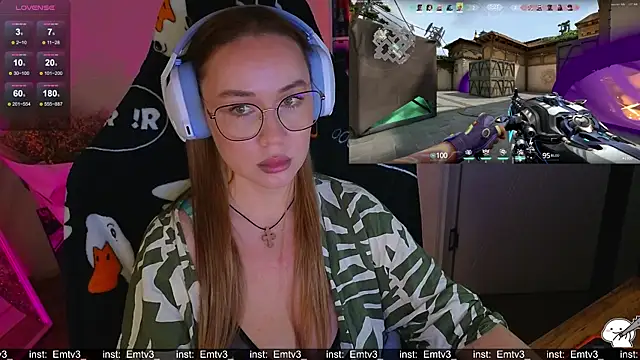 Emili1-'s cam snapshot