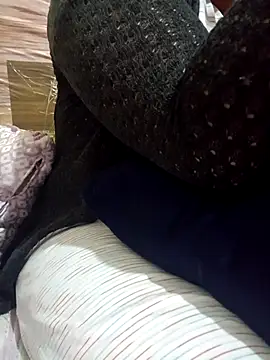 Moaa_llTa-stIcc941's cam snapshot