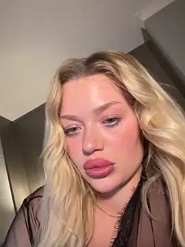 blissdimicco's cam snapshot