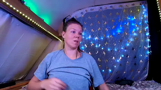 CallMeMaria's cam snapshot