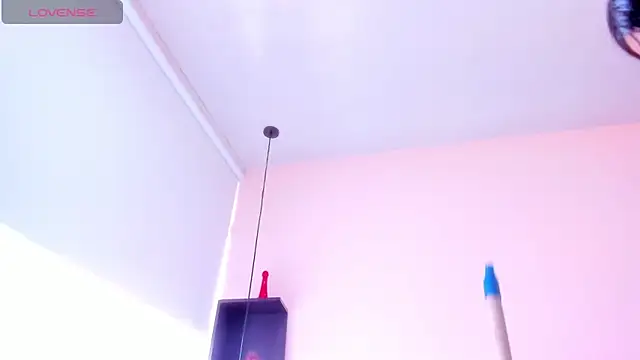 violet_myerrs's cam snapshot