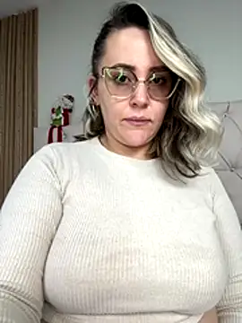 CurvyLust_x's cam snapshot