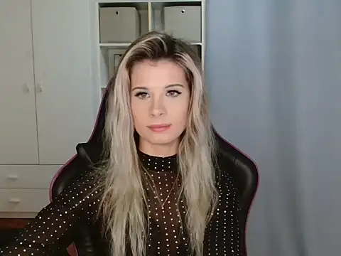 KristineGlow's cam snapshot