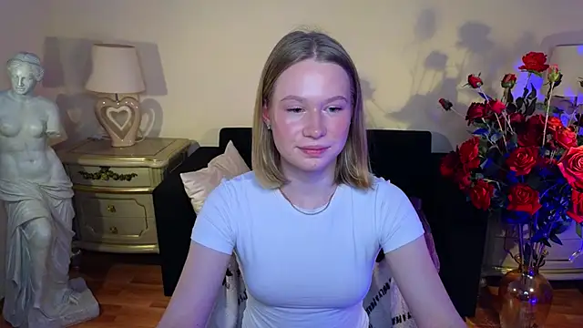 RebeccaLewis's cam snapshot