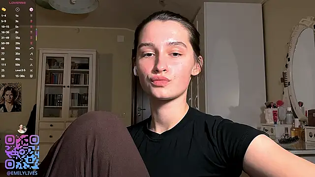 DarlineBrustera's cam snapshot