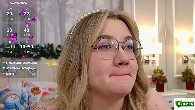 Nancy_Mooree's cam snapshot