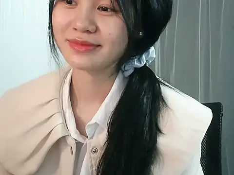 Nunaa18's cam snapshot