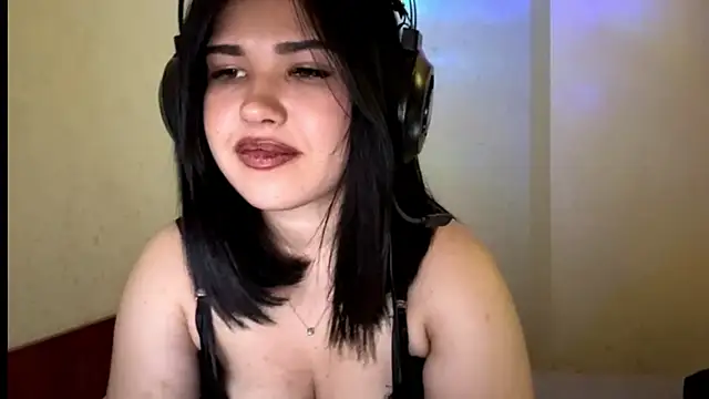 Lolamein's cam snapshot