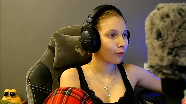 Softixq's cam snapshot