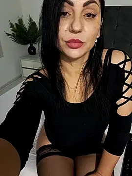 charrlote_love's cam snapshot