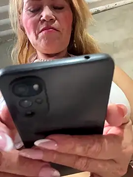 dirty_mother3's cam snapshot