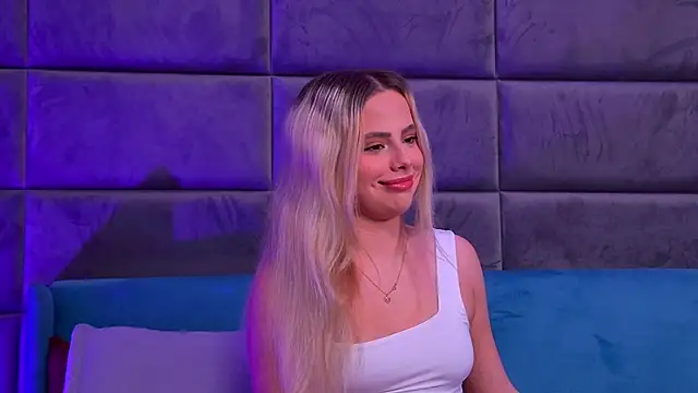 YssabelFox's cam snapshot