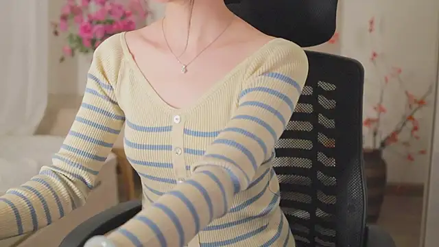 SpiderIily's cam snapshot