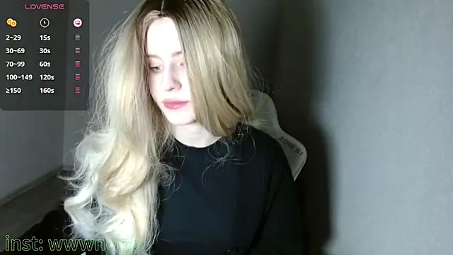 Helga__Pataki's cam snapshot