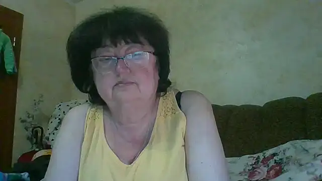 MilaSky5303's cam snapshot