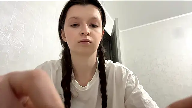 EllieBerrie's cam snapshot