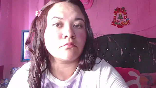 NikkiRous_'s cam snapshot