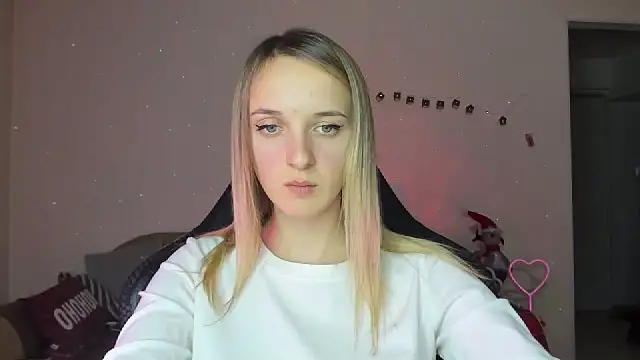 RouseReed's cam snapshot