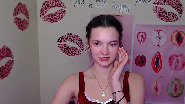 _SusieSu_'s cam snapshot