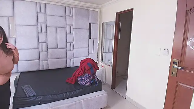 _Emily_rosee_'s cam snapshot