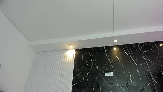 Nini_Beyker's cam snapshot