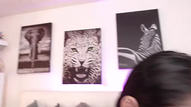 mialiore's cam snapshot