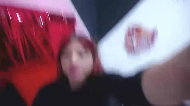 Blonderousss's cam snapshot