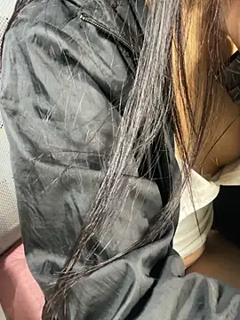 Mina048's cam snapshot