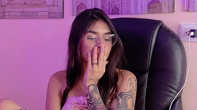 VioletBlaze's cam snapshot