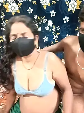 Sexy_couple2511's cam snapshot