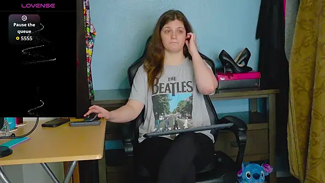 TreeJeanne's cam snapshot