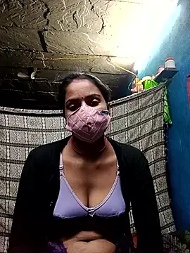 Poonam8080's cam snapshot