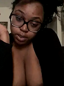 MsTsunamix3's cam snapshot