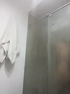 Ameellie's cam snapshot