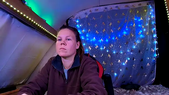 CallMeMaria's cam snapshot