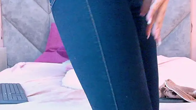 AlinaSimons live sex cam