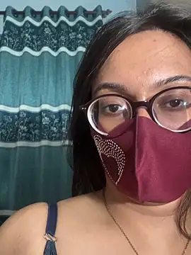 Saguphtah_Chattergy_22's cam snapshot