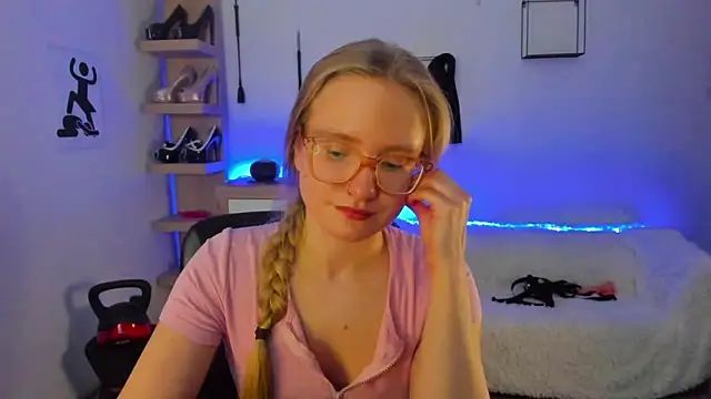 NancyHottie's cam snapshot