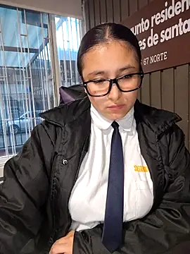 Cute_Penelope's cam snapshot