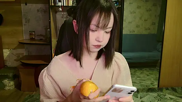 lalallalalaa-'s cam snapshot