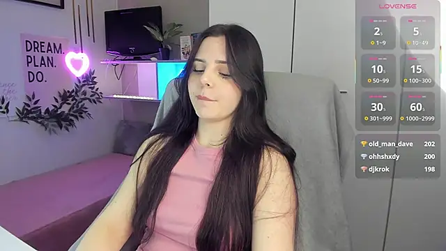 LiaWoow's cam snapshot