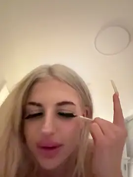 Steffi_Snowbunny's cam snapshot