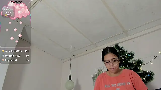 Ainoa_Pink's cam snapshot