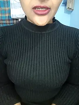 RomanticCouple432's cam snapshot