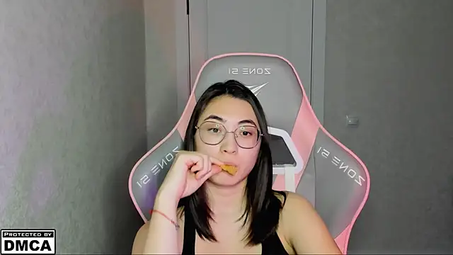 MeilideQian1's cam snapshot