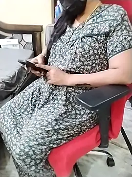 sravyasexyy's cam snapshot