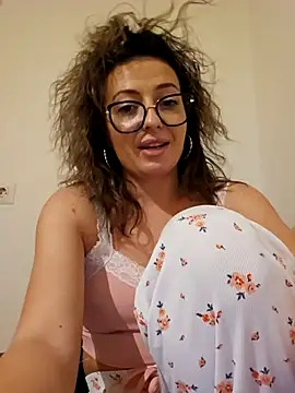 Bel_lla036Bella's cam snapshot